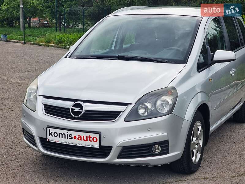 Мінівен Opel Zafira 2007 в Хмельницькому