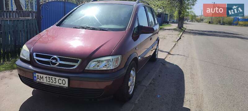 Opel Zafira 2004