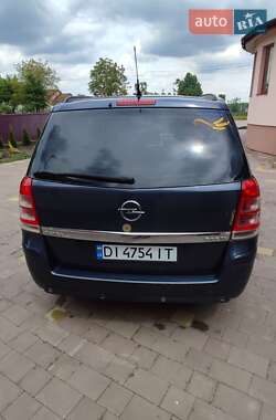 Минивэн Opel Zafira 2009 в 