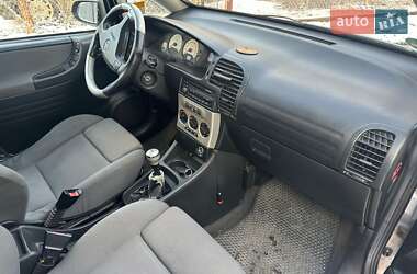 Мінівен Opel Zafira 2002 в 