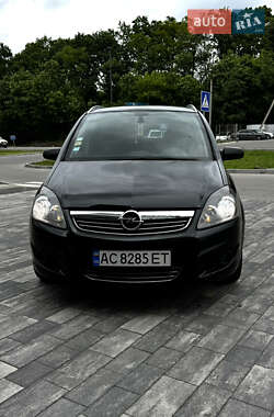 Минивэн Opel Zafira 2008 в Луцке