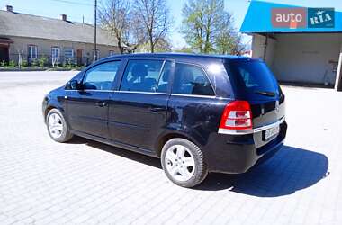 Минивэн Opel Zafira 2011 в 