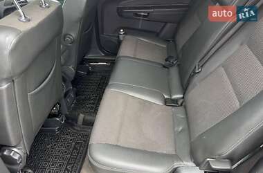 Минивэн Opel Zafira 2010 в 