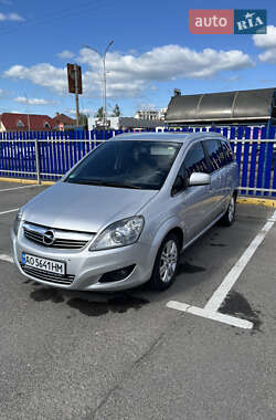 Минивэн Opel Zafira 2010 в Ужгороде