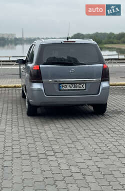 Мінівен Opel Zafira 2008 в 