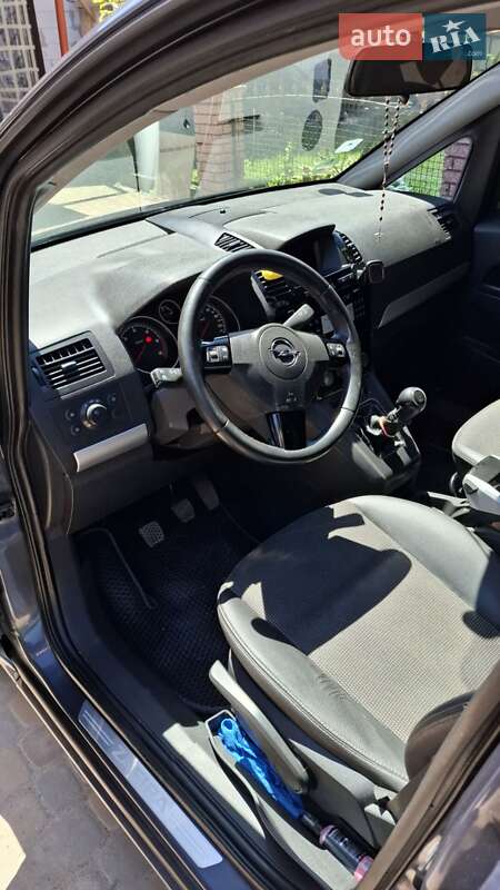 Мінівен Opel Zafira 2009 в Городку