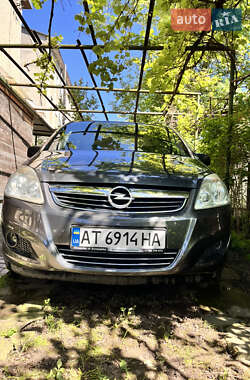 Мінівен Opel Zafira 2009 в Івано-Франківську
