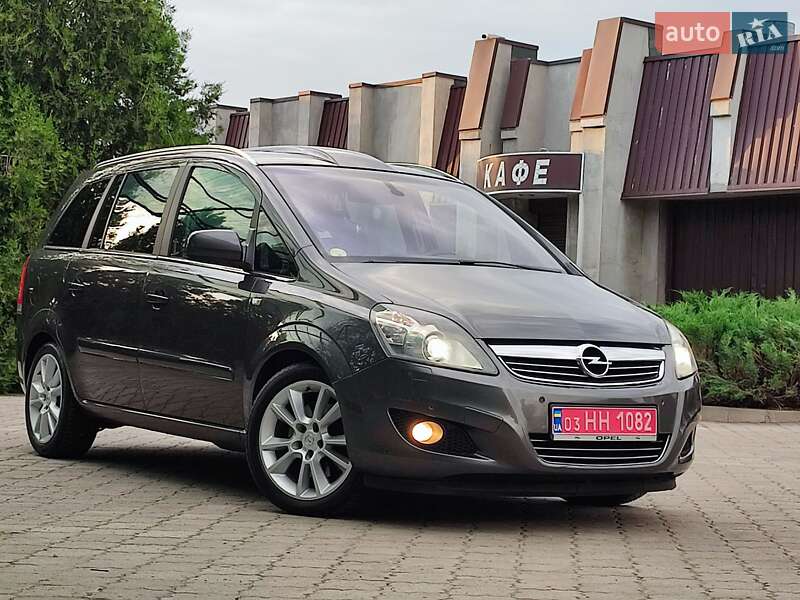 Opel Zafira 2010