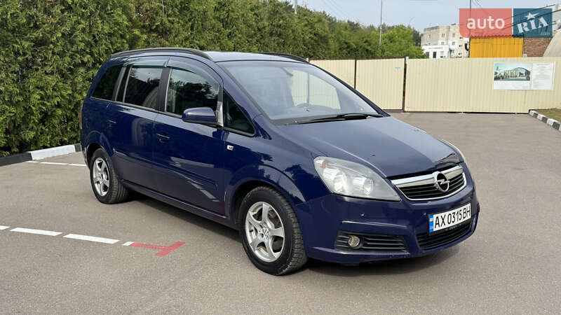 Минивэн Opel Zafira 2006 в 