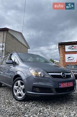 Мінівен Opel Zafira 2006 в Смілі