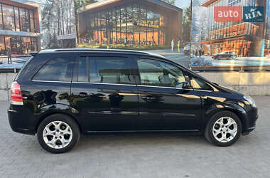 Минивэн Opel Zafira 2007 в 