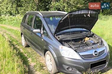 Минивэн Opel Zafira 2009 в Чернигове