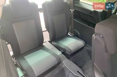Минивэн Opel Zafira 2011 в 