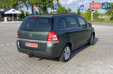 Мінівен Opel Zafira 2010 в 