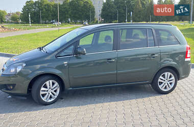 Мінівен Opel Zafira 2010 в 