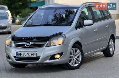 Минивэн Opel Zafira 2011 в Звягеле