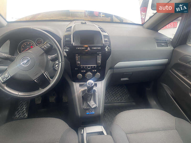 Минивэн Opel Zafira 2012 в Ковеле