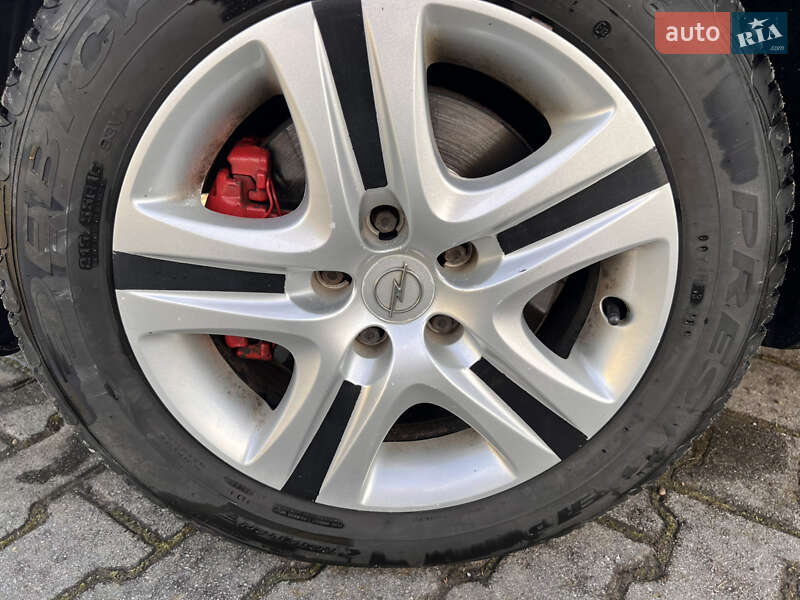 Минивэн Opel Zafira 2006 в Хотине