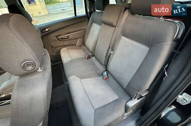 Минивэн Opel Zafira 2007 в 