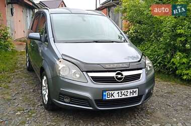 Минивэн Opel Zafira 2006 в Костополе