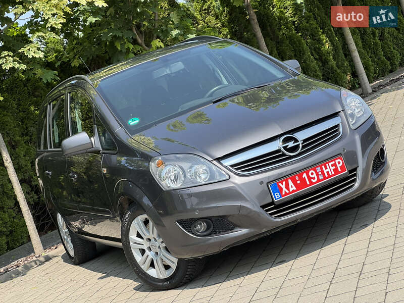 Минивэн Opel Zafira 2012 в Львове
