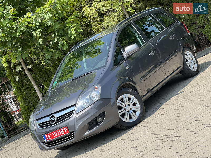 Минивэн Opel Zafira 2012 в Львове