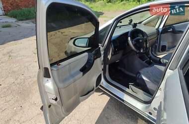 Минивэн Opel Zafira 2003 в 