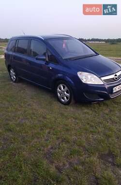 Минивэн Opel Zafira 2009 в Луцке