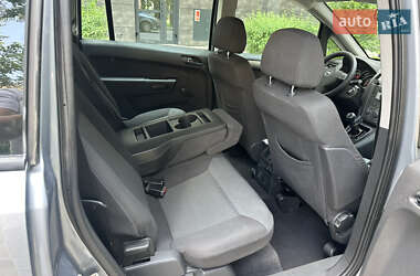Минивэн Opel Zafira 2007 в 