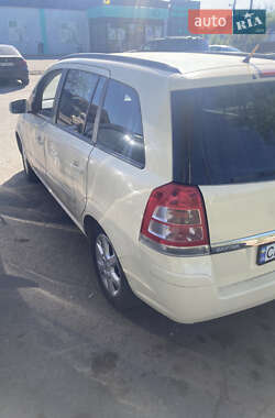Мінівен Opel Zafira 2012 в Шполі