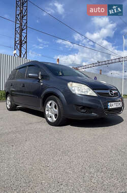 Минивэн Opel Zafira 2008 в 