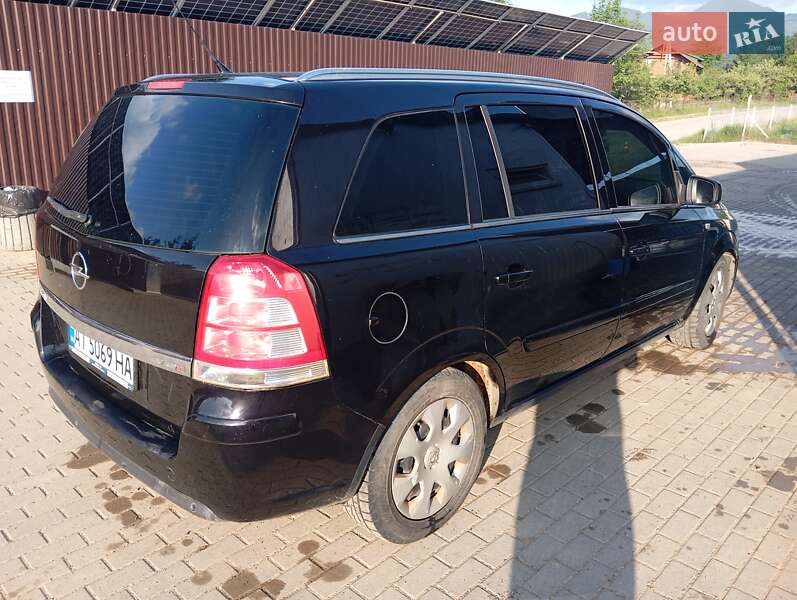 Минивэн Opel Zafira 2010 в Верховине фото 14 Минивэн Opel Zafira 2010 в Верховине