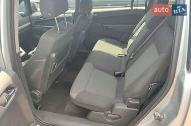 Минивэн Opel Zafira 2011 в 