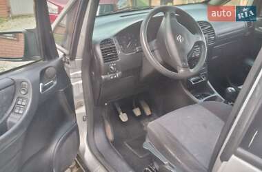 Мінівен Opel Zafira 2000 в 