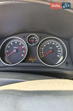 Мінівен Opel Zafira 2012 в 