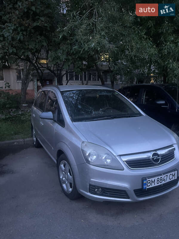 Минивэн Opel Zafira 2006 в Сумах