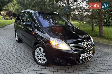 Мінівен Opel Zafira 2013 в Дрогобичі