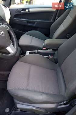 Мінівен Opel Zafira 2008 в Івано-Франківську