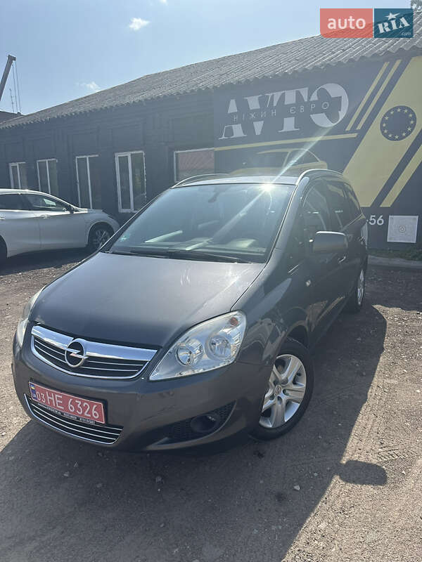 Минивэн Opel Zafira 2010 в Нежине
