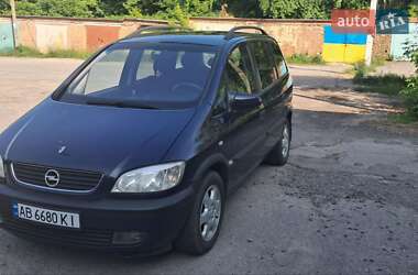 Минивэн Opel Zafira 2002 в 