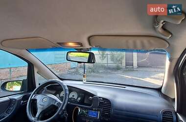 Минивэн Opel Zafira 2002 в 
