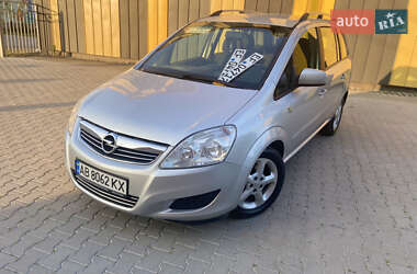 Минивэн Opel Zafira 2009 в Баре