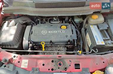 Минивэн Opel Zafira 2011 в 