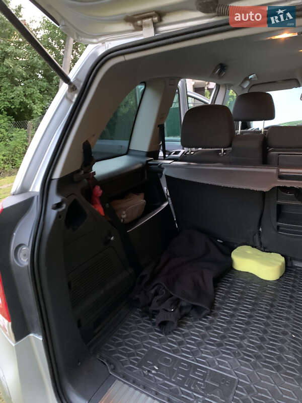 Минивэн Opel Zafira 2008 в Золочеве фото 13 Минивэн Opel Zafira 2008 в Золочеве