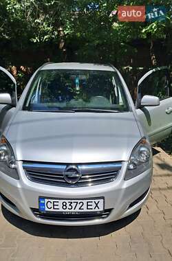 Мінівен Opel Zafira 2013 в Чернівцях