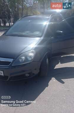 Минивэн Opel Zafira 2007 в 