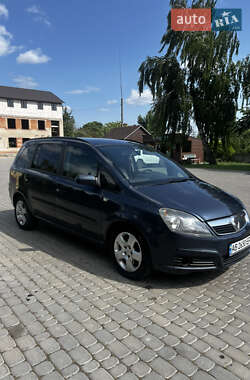 Минивэн Opel Zafira 2007 в 