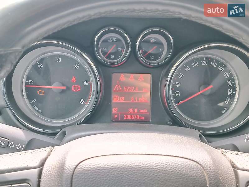 Мікровен Opel Zafira 2015 в Харкові