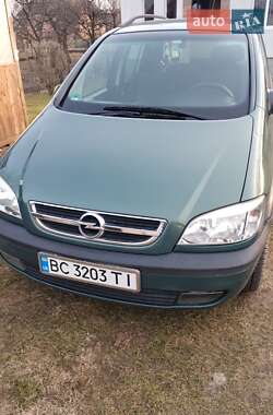 Минивэн Opel Zafira 2003 в Мостиске
