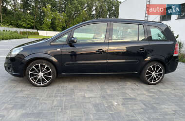 Минивэн Opel Zafira 2007 в 